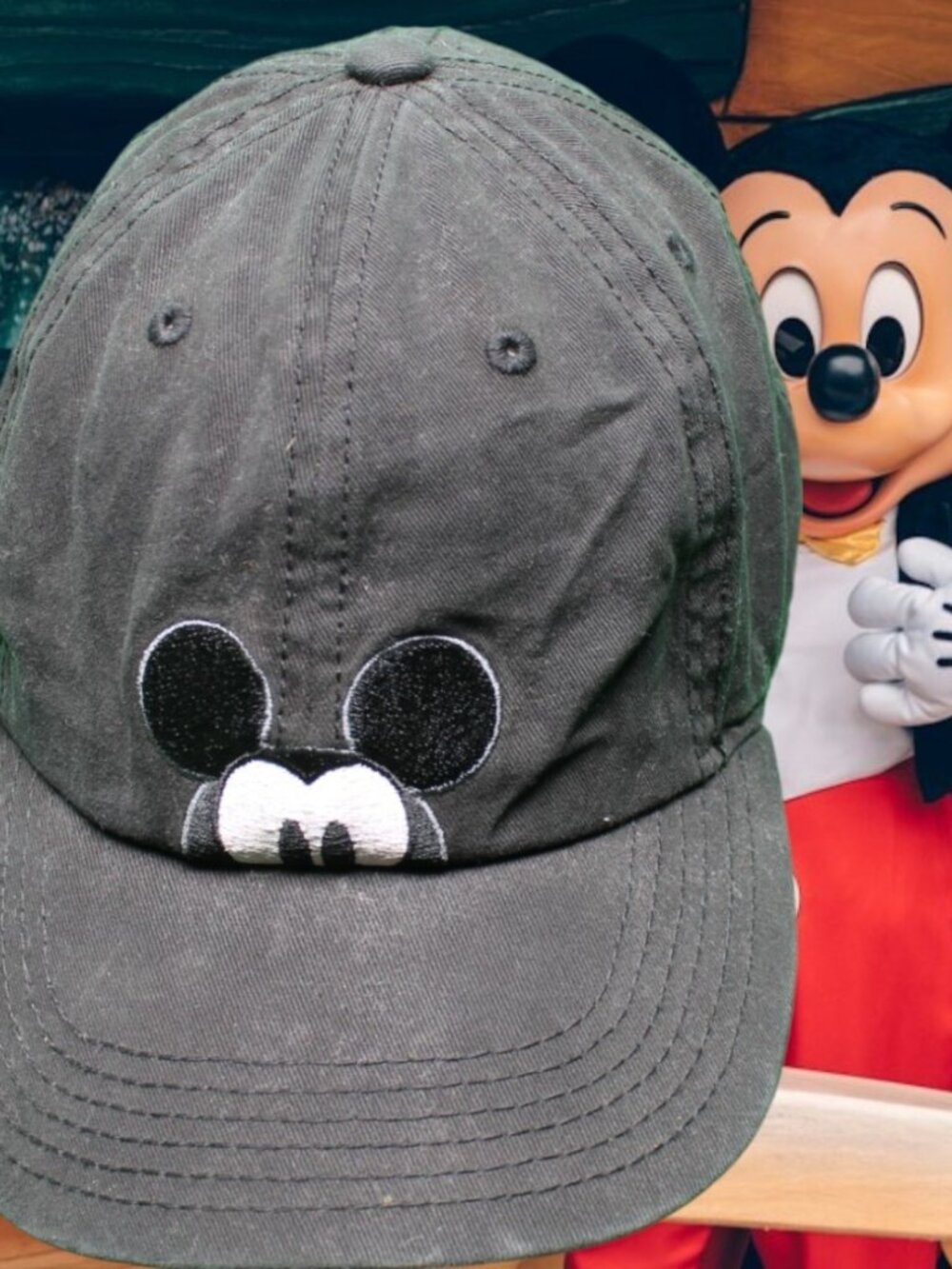 Disney Mickey and Friends Hat Cap Black Youth child hat